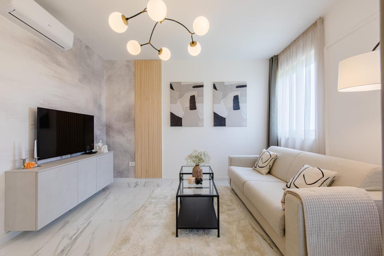 Apartment Cosmopolitan **** Split Exterior foto